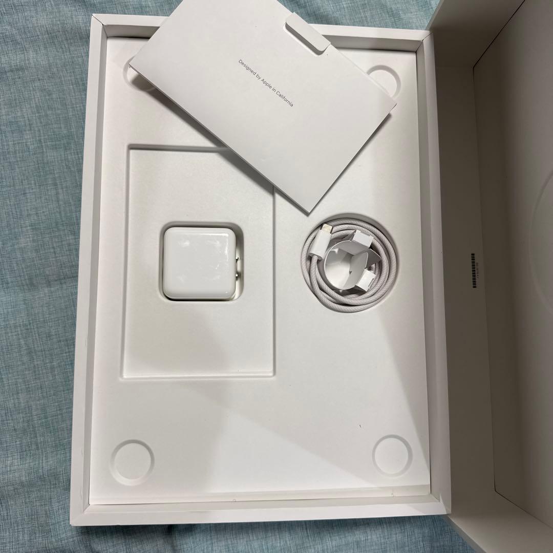 【極美品】MacBookAir M3 13.6吋 16G 512G シルバー