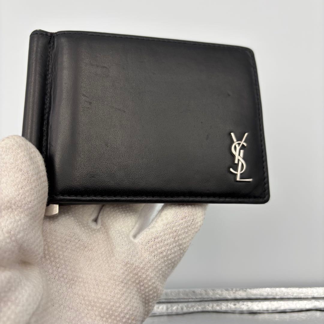 極美品✨サンローラン マネークリップ 二つ折り財布 カサンドラ シルバー レザー