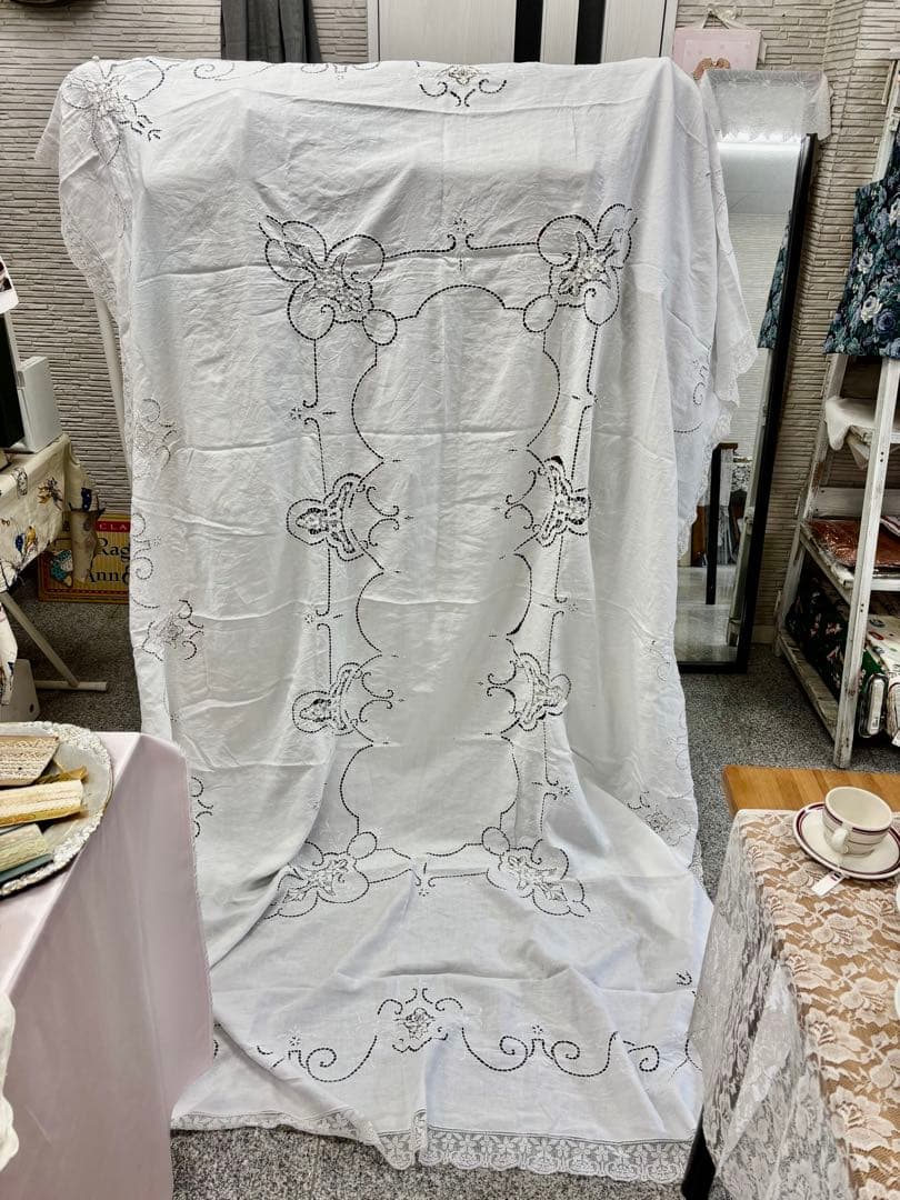 花柄刺繍 ホワイト テーブルクロス