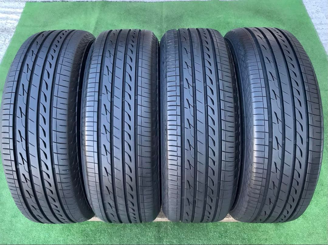 215/60 R16 BRIDGESTONE REGNOラジアルタイヤ2024年
