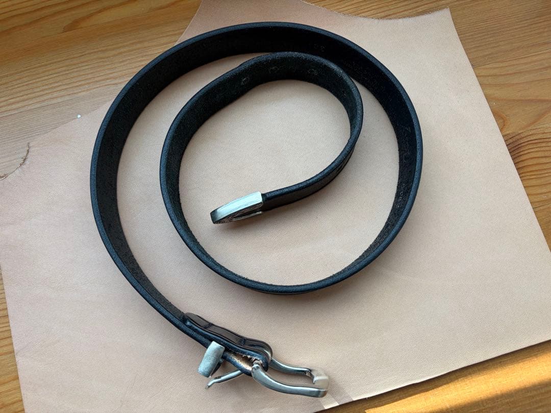 【BEAMS 別注】TORY LEATHER / Creased Belt 限定