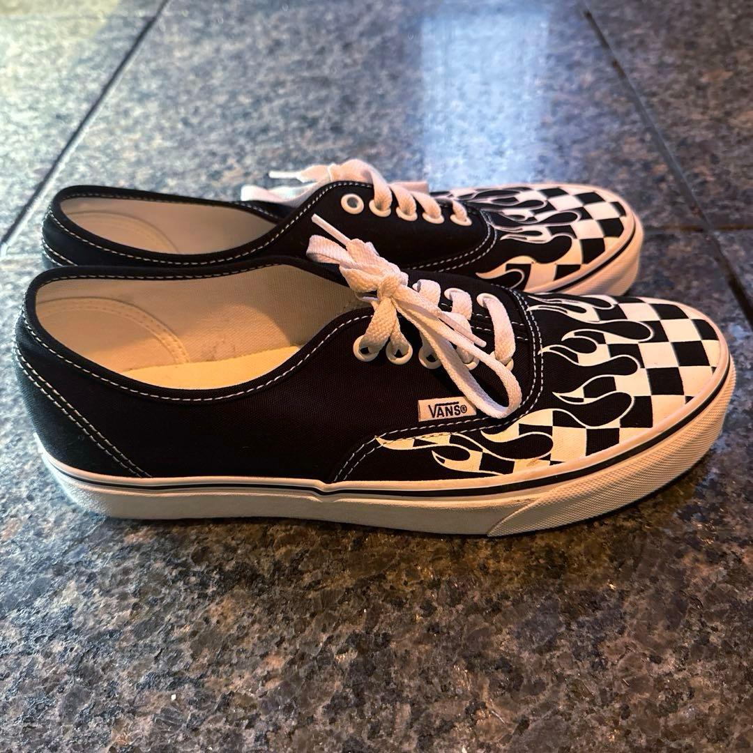 VANS AUTHENTIC CHECKER FLAME スニーカー