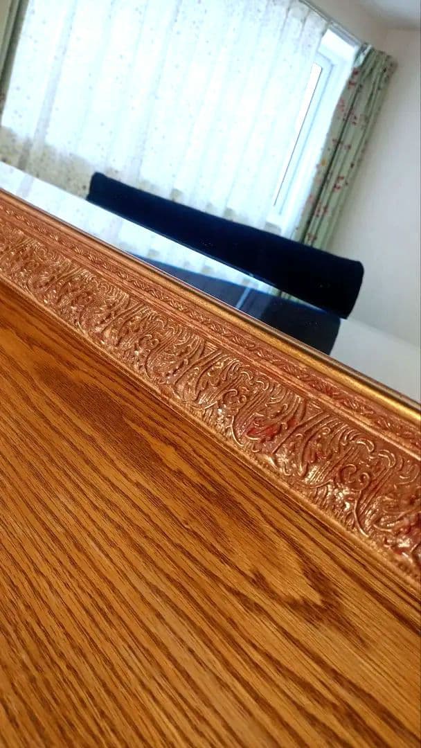 輸入家具店購入 ゴールドフレーム装飾ミラー｜高級ホテル風インテリア