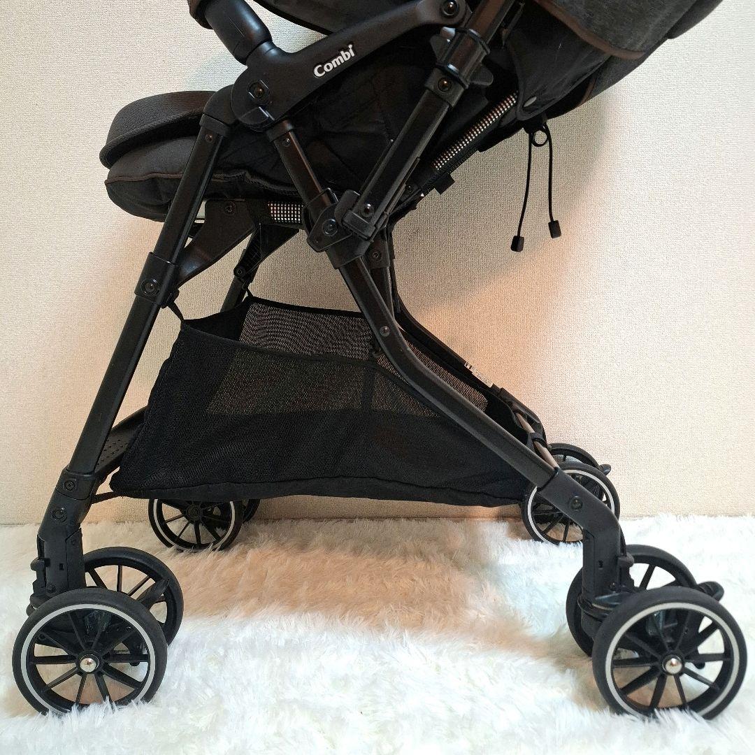 【美品】Combi スゴカルα 4キャス compact エッグショックHT