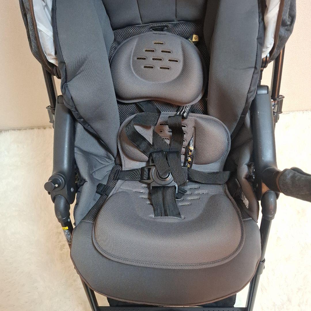 【美品】Combi スゴカルα 4キャス compact エッグショックHT