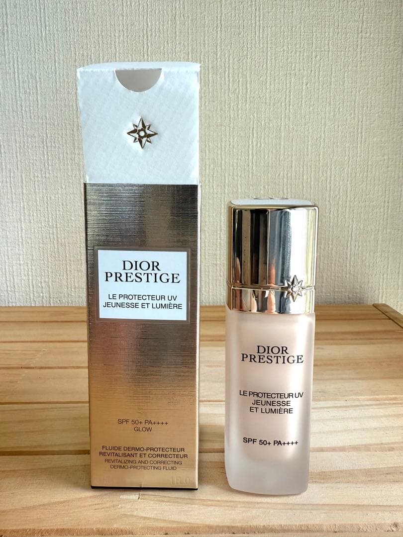 Dior プレステージ ホワイトルプロテクター UV ルミエール シアーグロウ