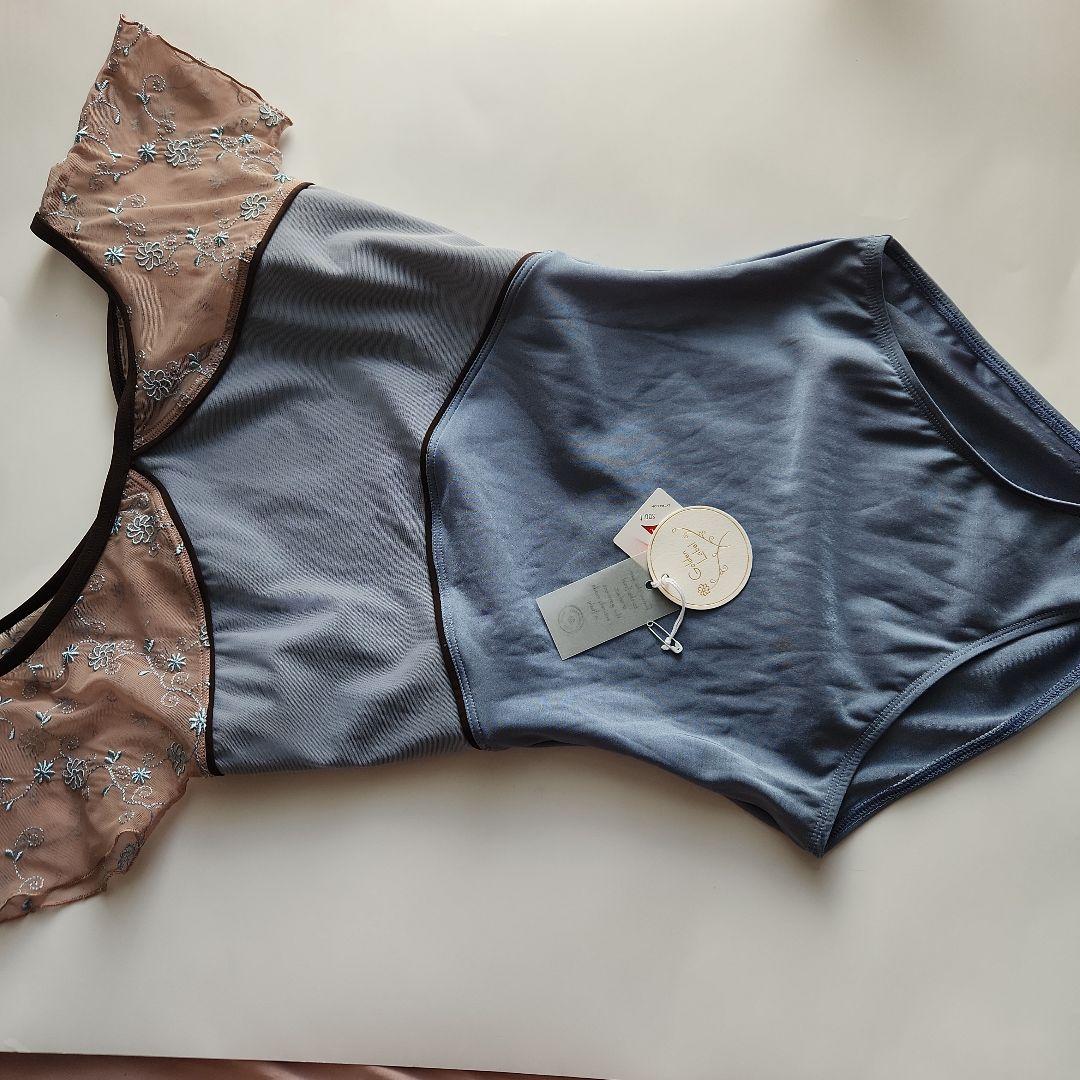 デラロミラノレオタードＬサイズ