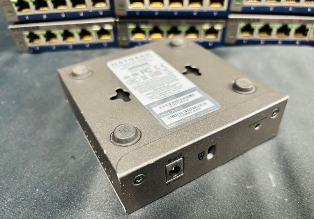 s*n様 NETGEAR ProSAFE GS105E スイッチングハブ まとめ