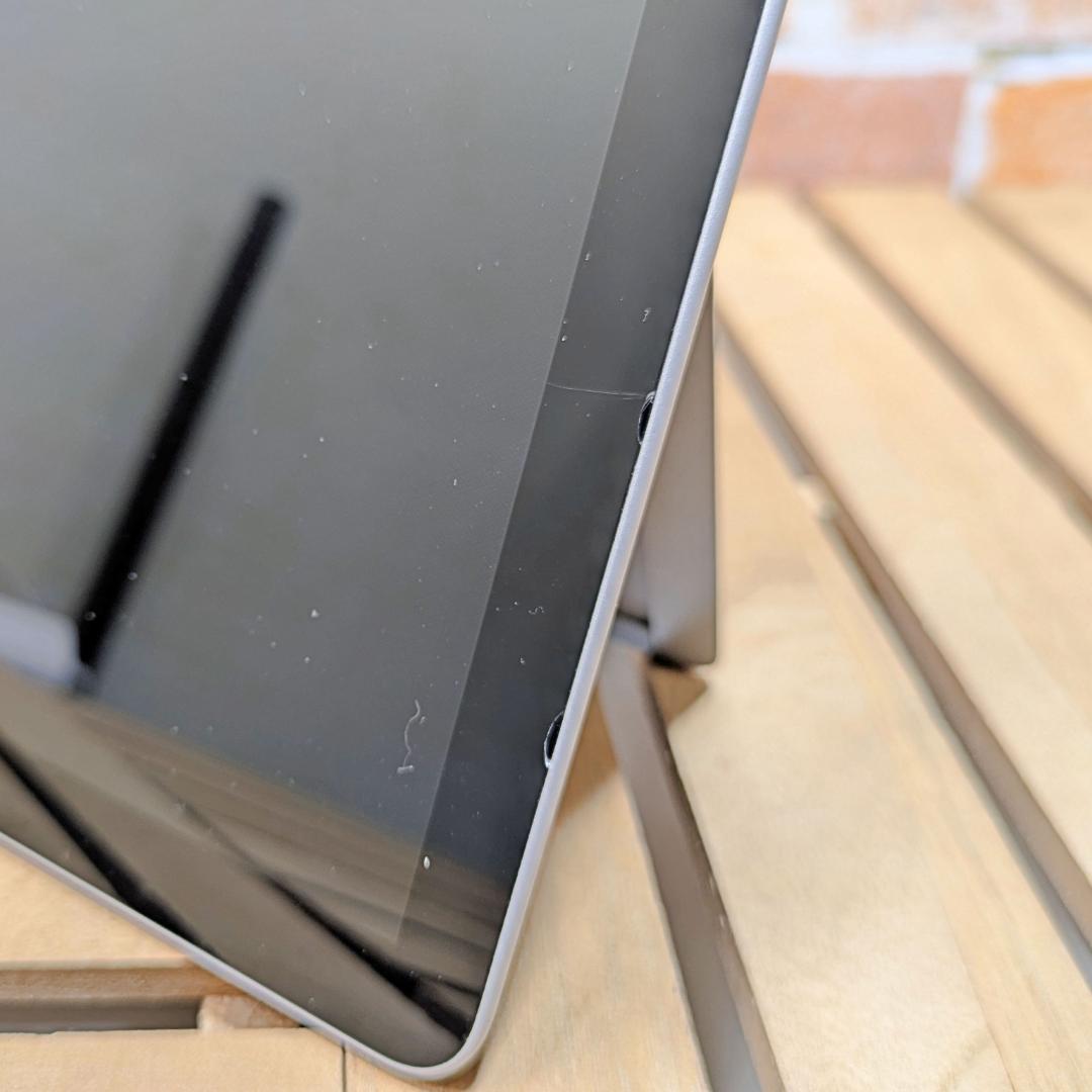 (2607)Surface Go3 8GB 128G バッテリー充電40回◎