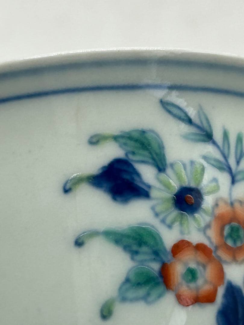中国　とう彩　花卉紋湯呑み　大明成化年製銘　送料込み1022