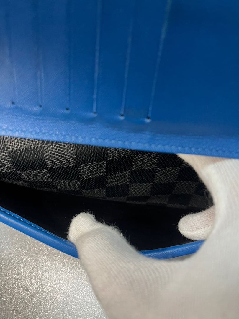 石*a様 【美品】ルイヴィトン ダミエグラフィット ジッピーウォレット 長財布