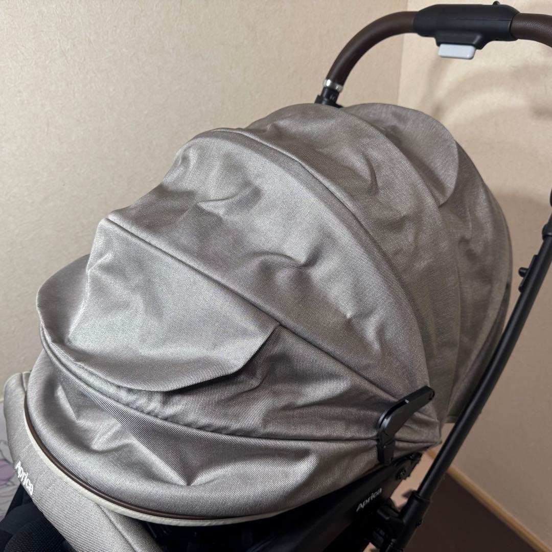 【極美品】Aprica ラクーナクッションフリープラス AC 2024年 限定色