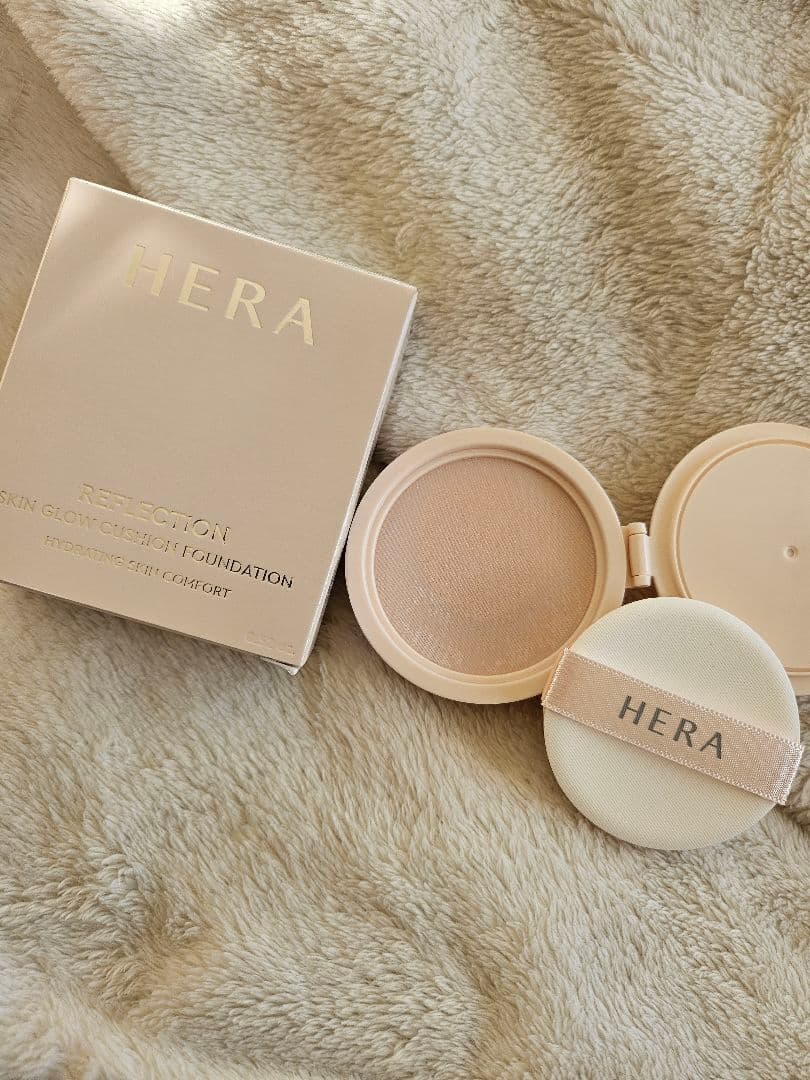 HERA グロウクッションファンデーション　00N1 フィリックスエディション