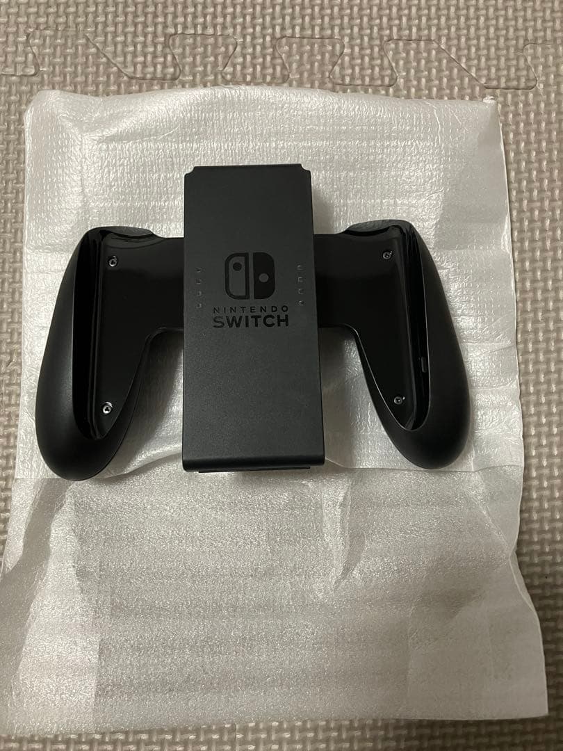 【美品】Nintendo Switch 本体 ネオンブルー・ネオンレッド
