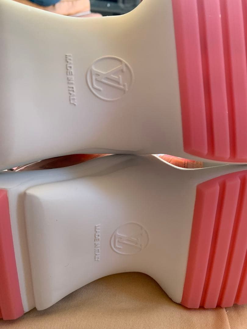 極美品　新品　LV ルイ・ヴィトンスニーカー⚫︎アークライト⚫︎レディーススニーカー