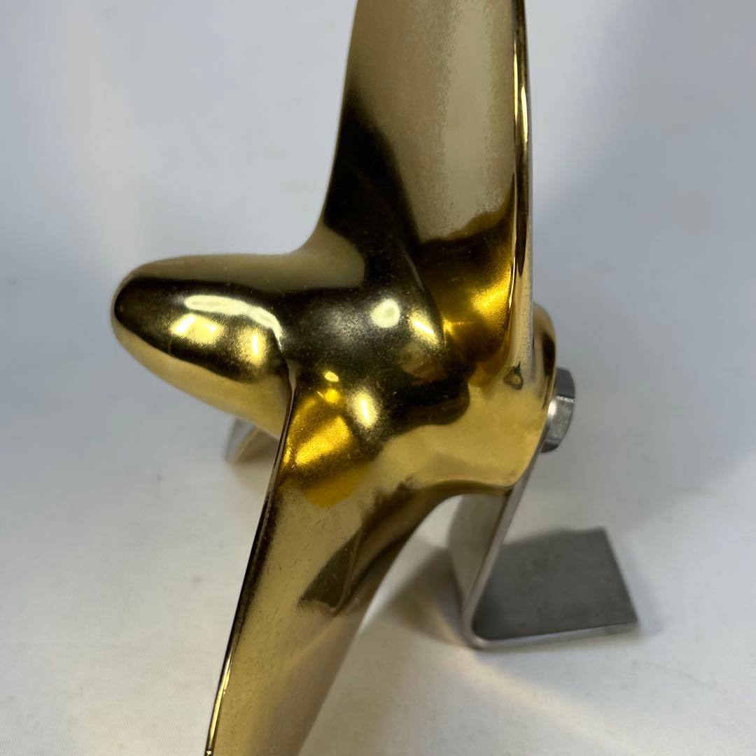真鍮製　スクリュー　置物