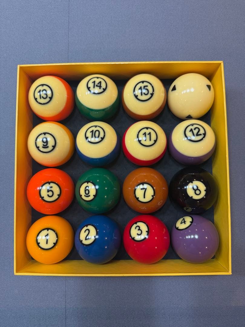 プレデターARCOS II ビリヤードボールセット 16個