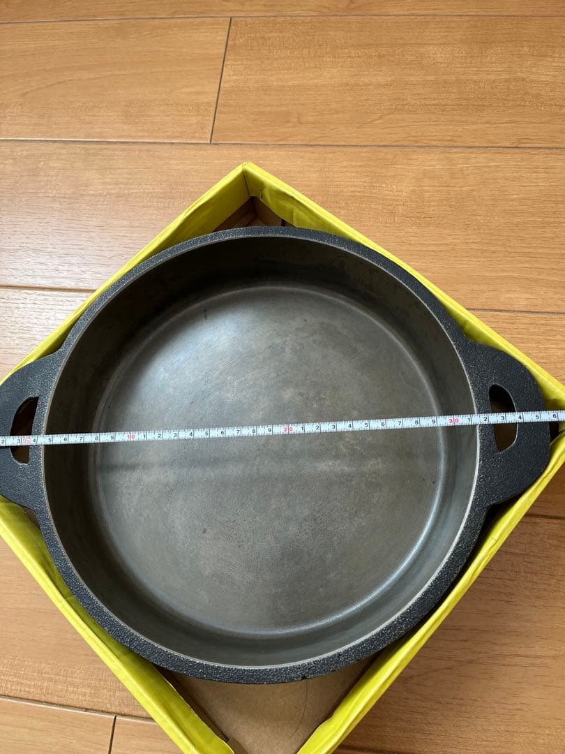 久慈砂鉄　すきやき鍋　山王堂製　内径約27cm、深さ約5cm