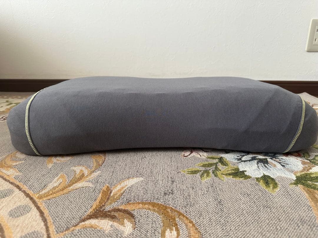 【 西川 】 [エアー4D] ピロー 高さ調整可能 低め グレーベージュ