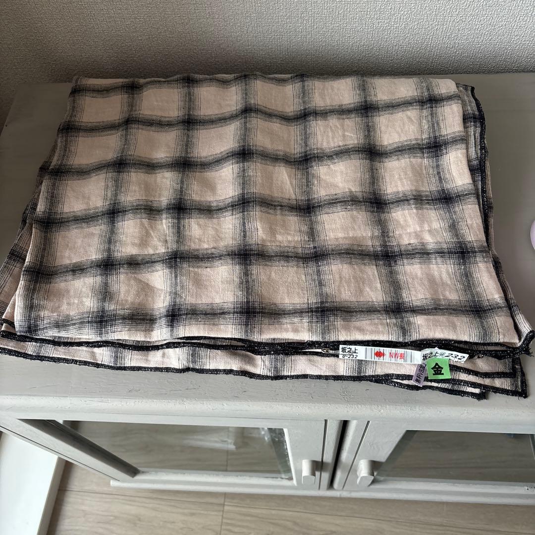 美品ベアトレスラベルテーブルクロス46100円→3日まで32000円値下げ