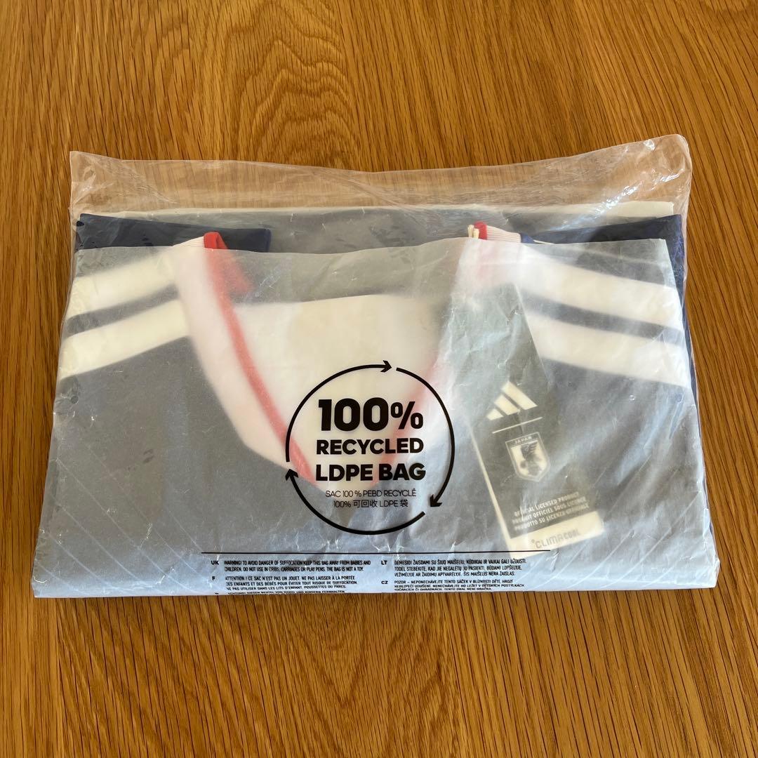 【新品タグ付】サッカー 日本代表 2026 レプリカユニフォーム 日本Mサイズ