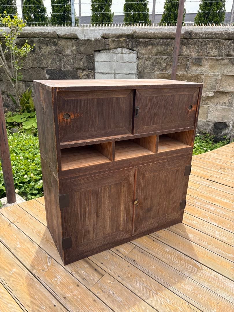 アンティーク　桐収納キャビネット　 ダークブラウン