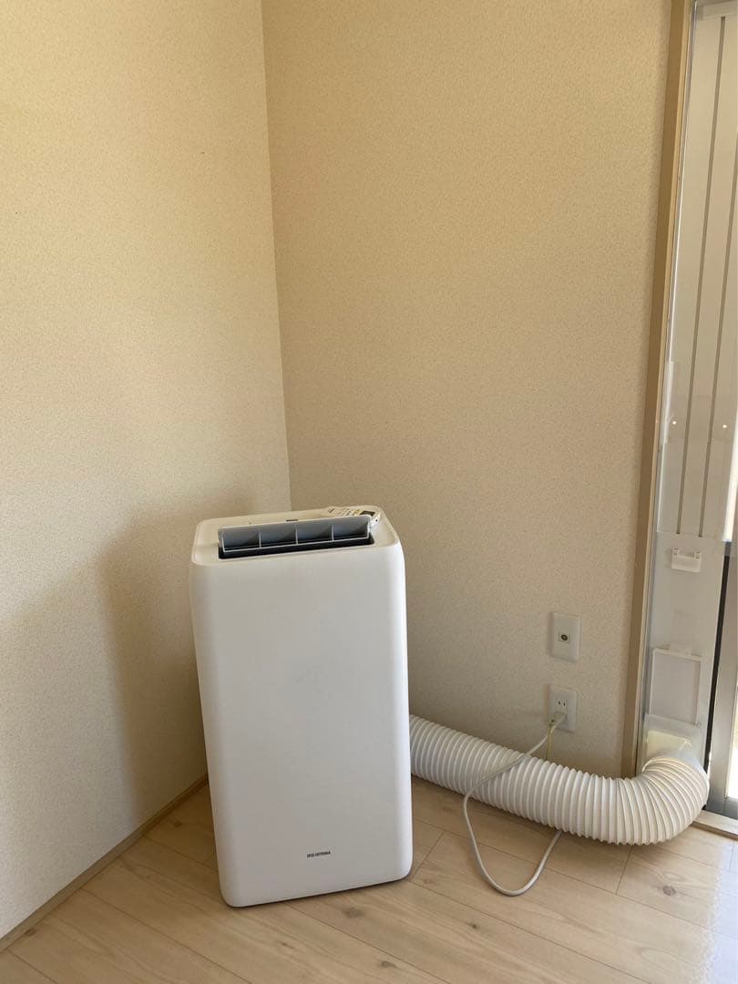 アイリスオーヤマ　置き型エアコンポータブルクーラー 工事不要 送料無料8〜12畳