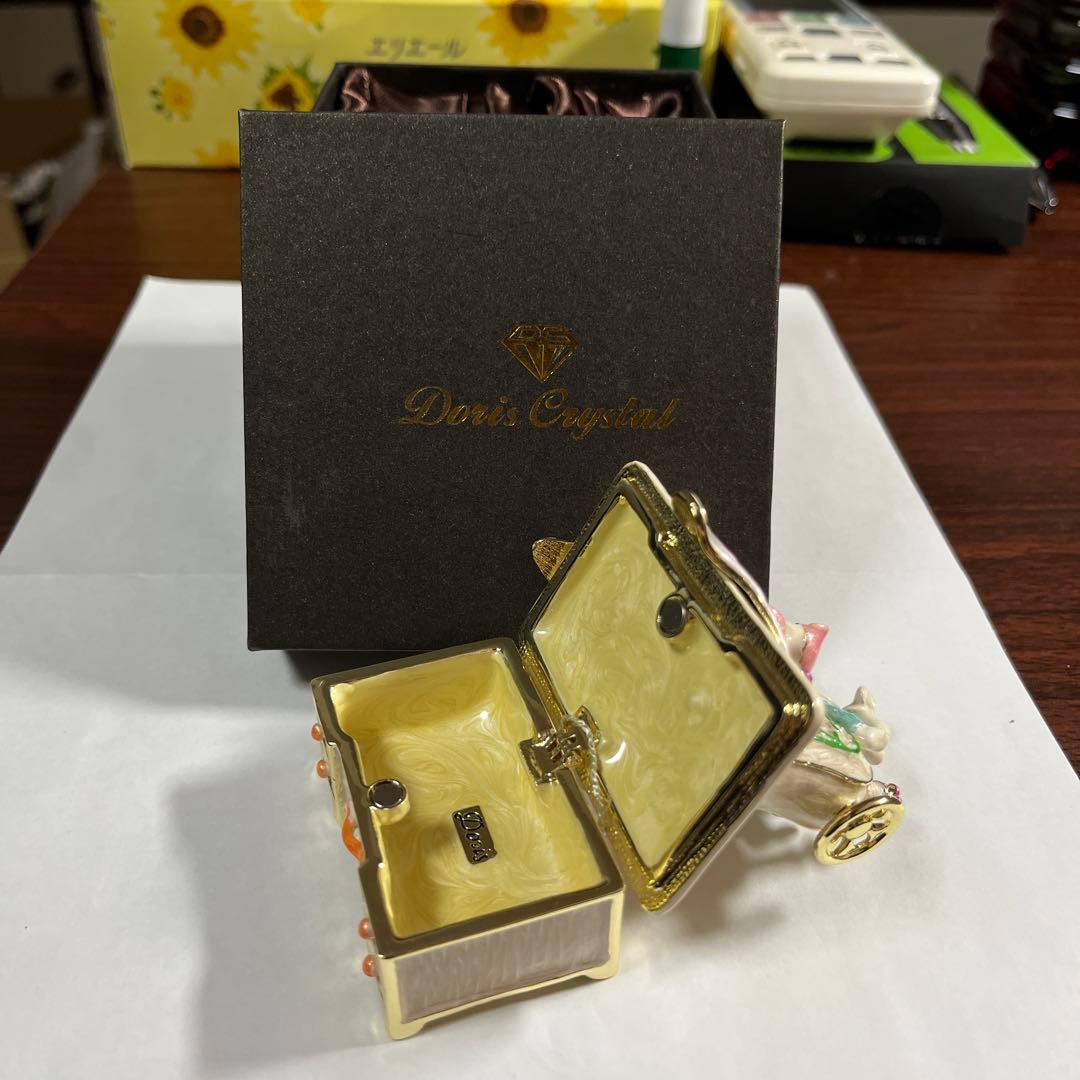 ラピス　ジュエリーボックス　Doris Crystal