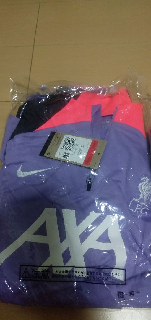 リバプール Nike ドリルトップ　セットアップ