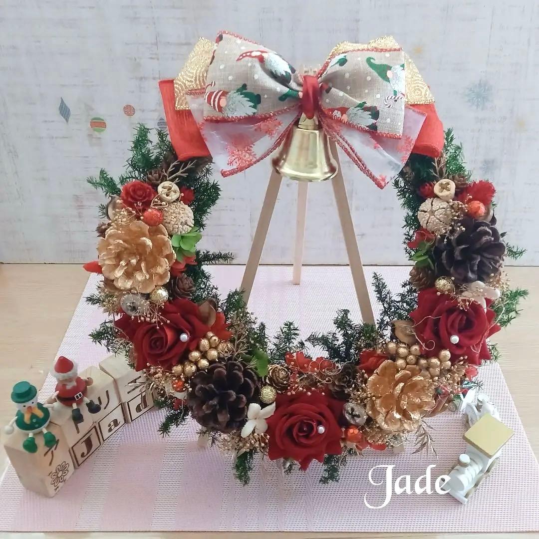No127 どぉーんと大きめ❤︎赤バラと木の実のキラキラクリスマスリース