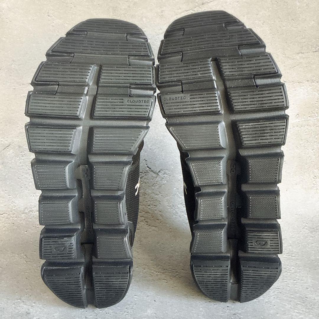 未使用級　On Cloud 6 スニーカー　ランニング ブラック　黒　25cm