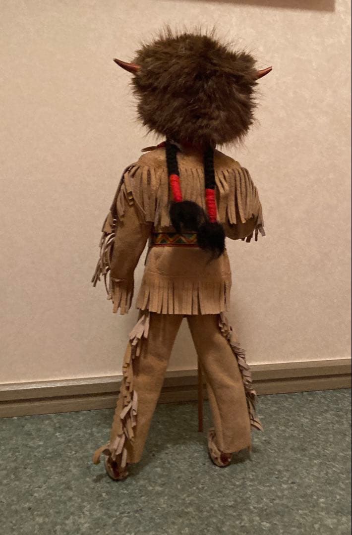 レア！インディアン人形 毛皮の帽子付き　ビンテージ　カナダのバンフ国立公園で購入