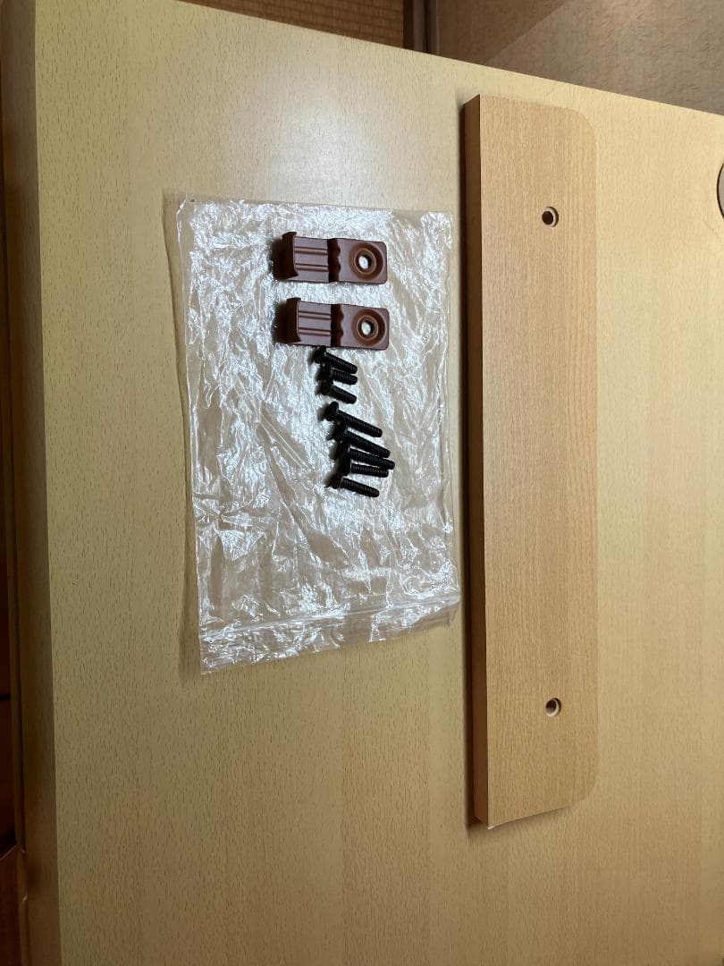 値下げしました！分解可能　子供用学習机　引き出し・本棚・椅子・照明ライト付き