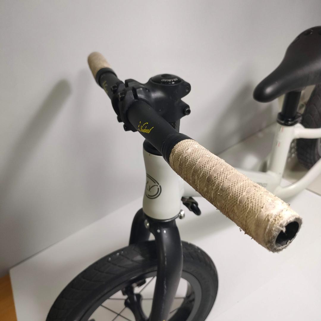 希少 luigino 本格バランスバイク（ストライダー）ハイエンドモデル