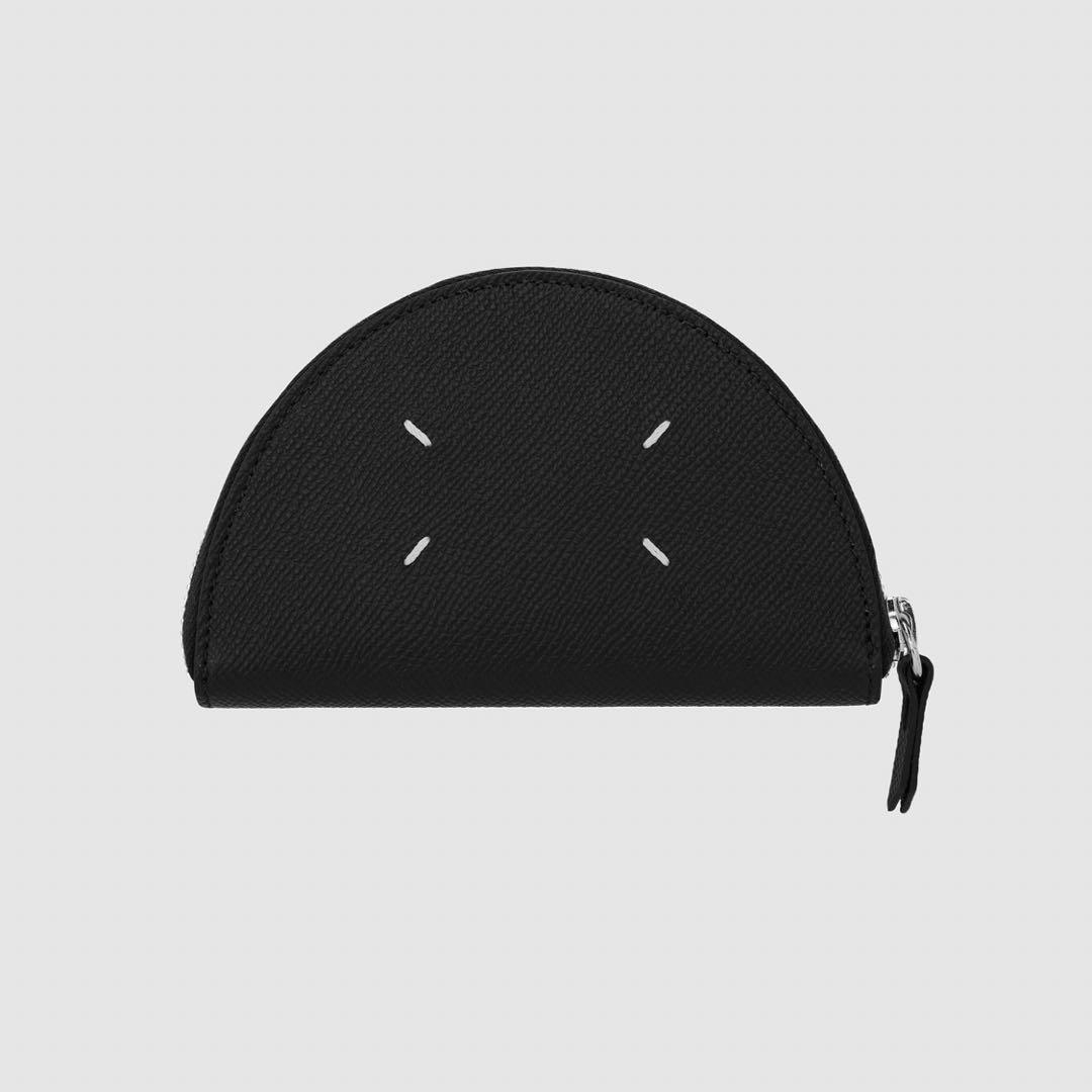 メゾンマルジェラ　ハーフムーン　ポーチ　MICRO HALFMOON POUCH