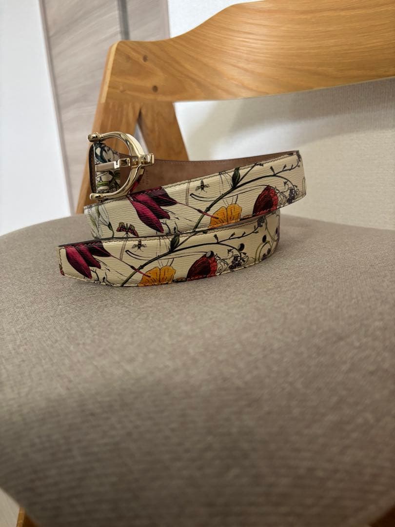 GUCCI グッチ ベルト レザー フローラル
