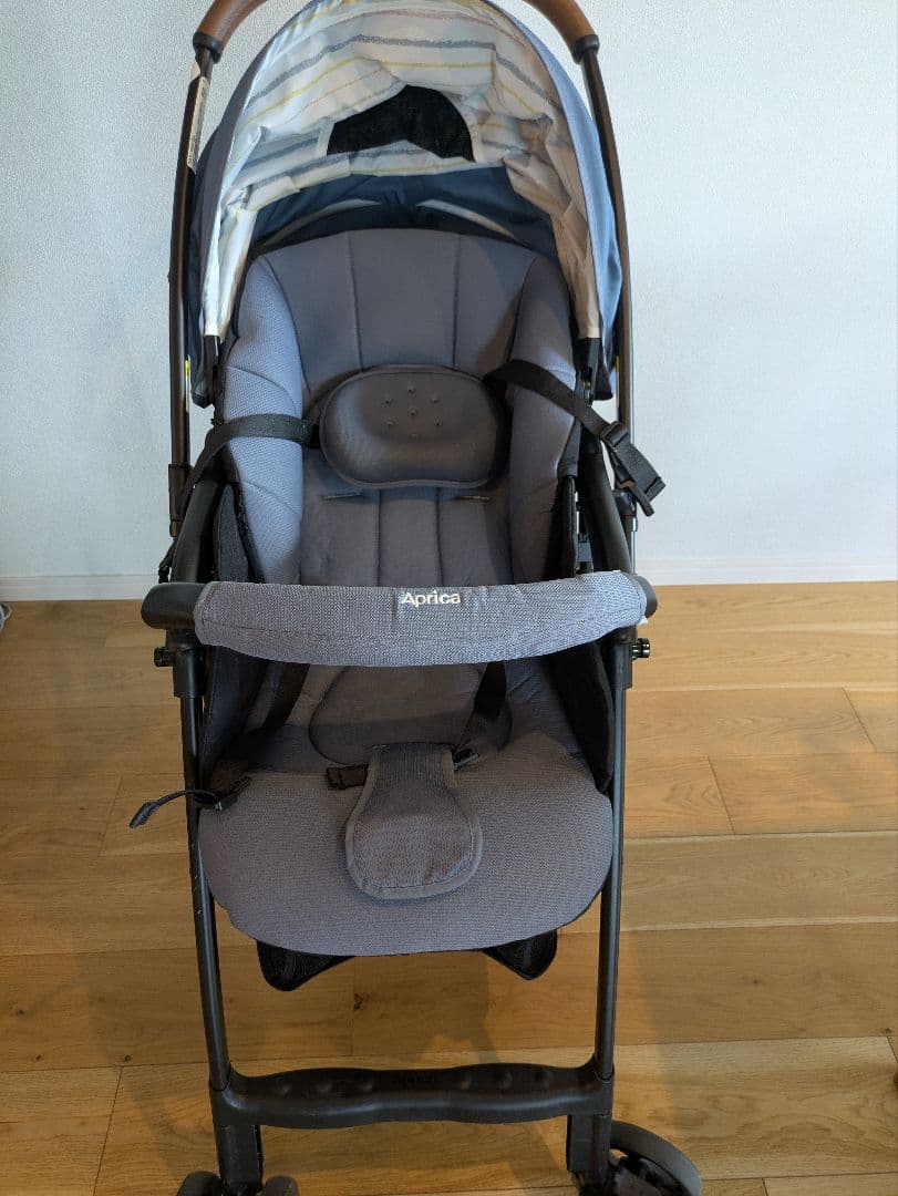 Aprica グレー ベビーカー リクライニング
