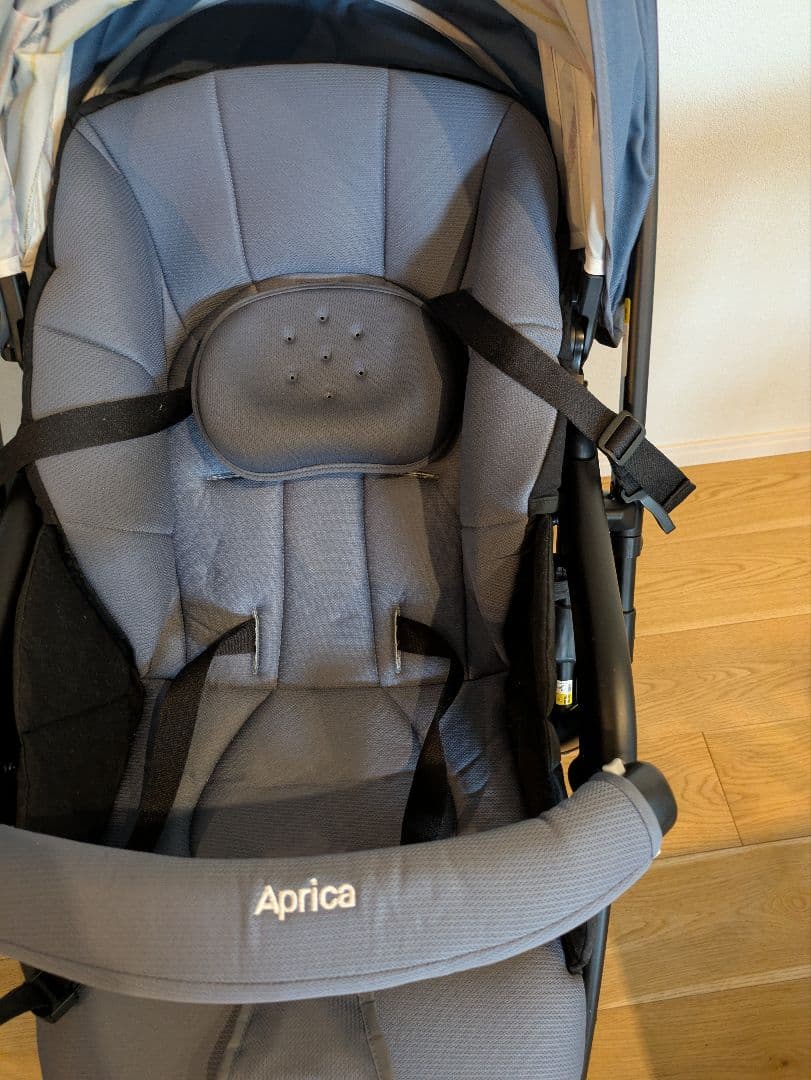 Aprica グレー ベビーカー リクライニング