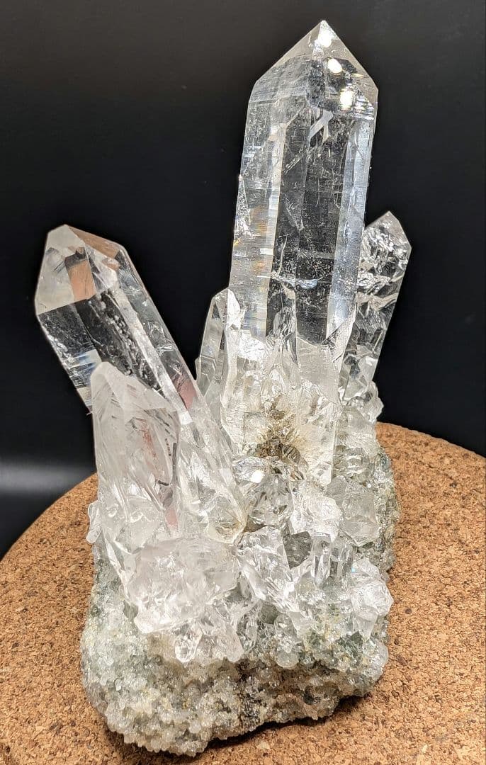 ルチル入り　マニハール産　水晶　クラスター　B