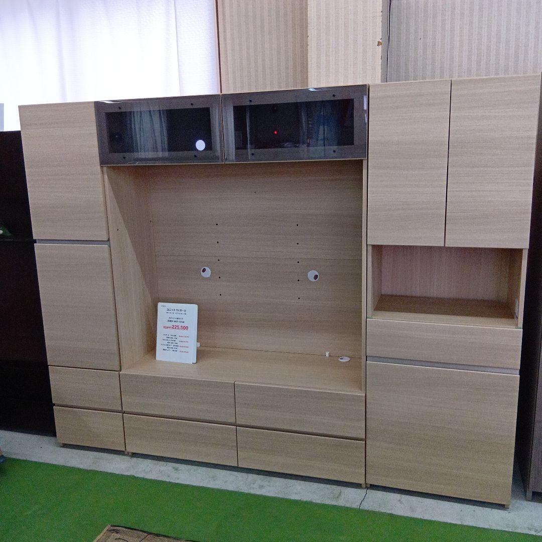 パモウナ 　 SW 600 写真 右側パソコン キャビネットとチェア　展示品