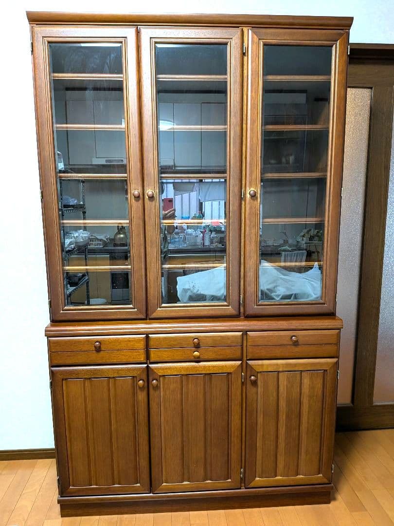 マルニ　食器棚