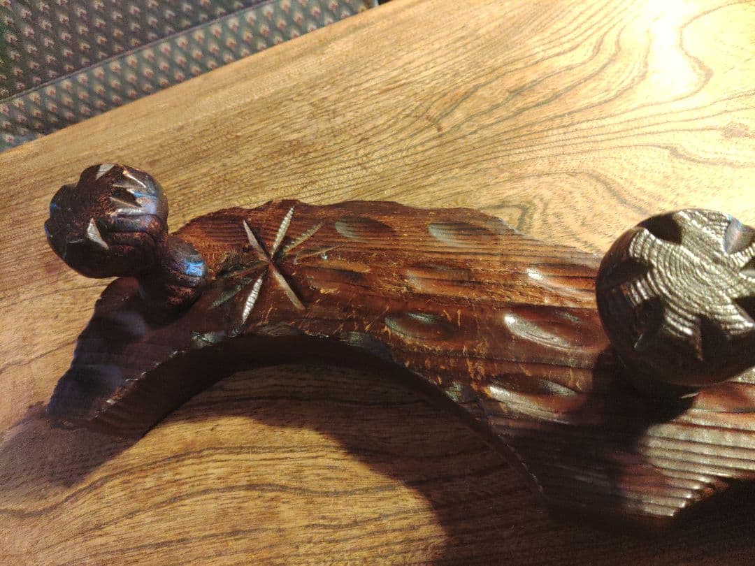 ハンガーフック　スペイン製　帽子　天然木　手彫　彫刻　アンティーク　ヴィンテージ