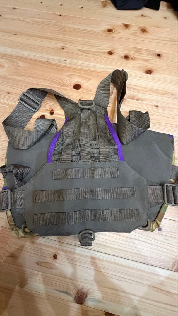 SUBROC×ネイタルデザインベスト極美品