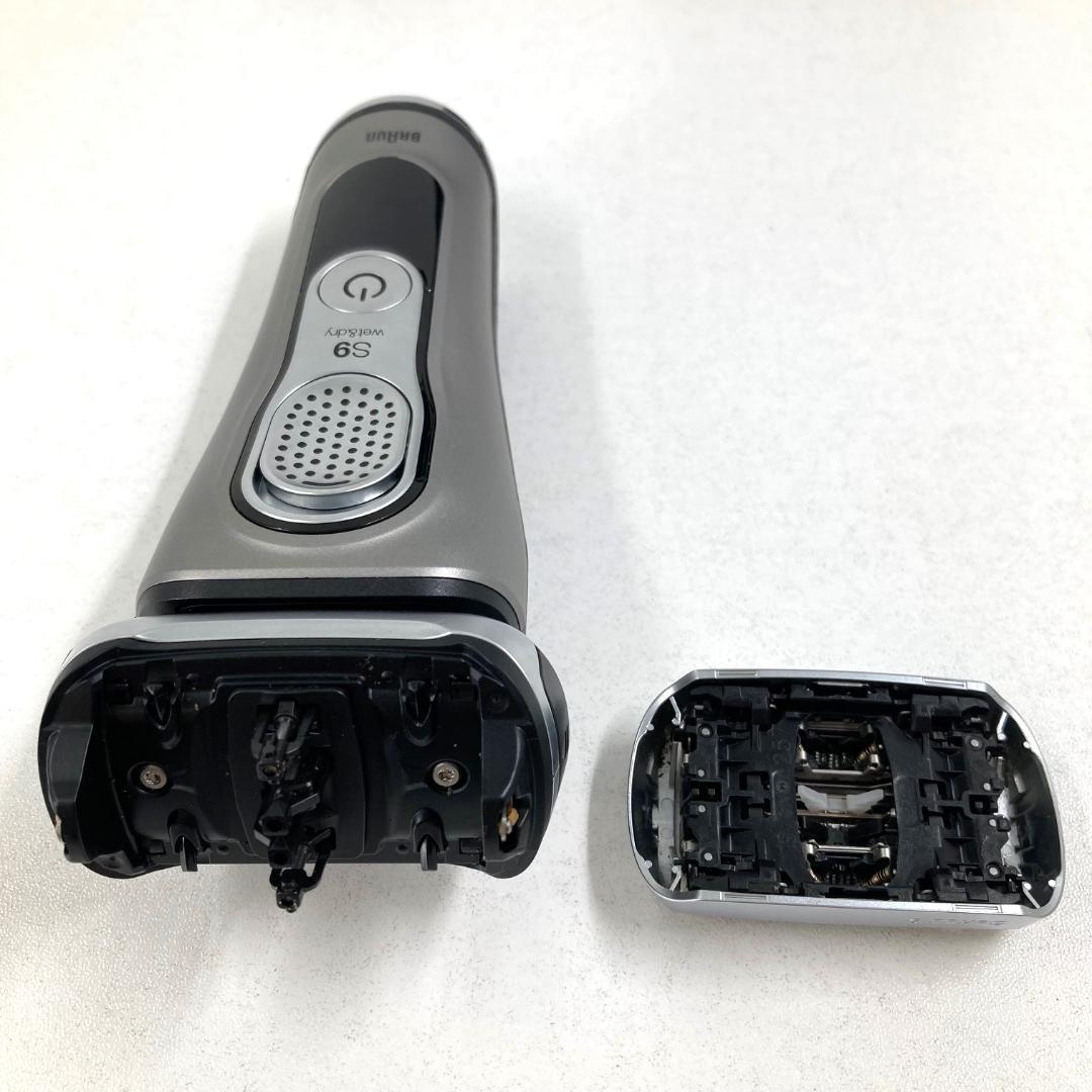 美品　BRAUN ブラウン　電動シェーバー　シリーズ9　髭剃り