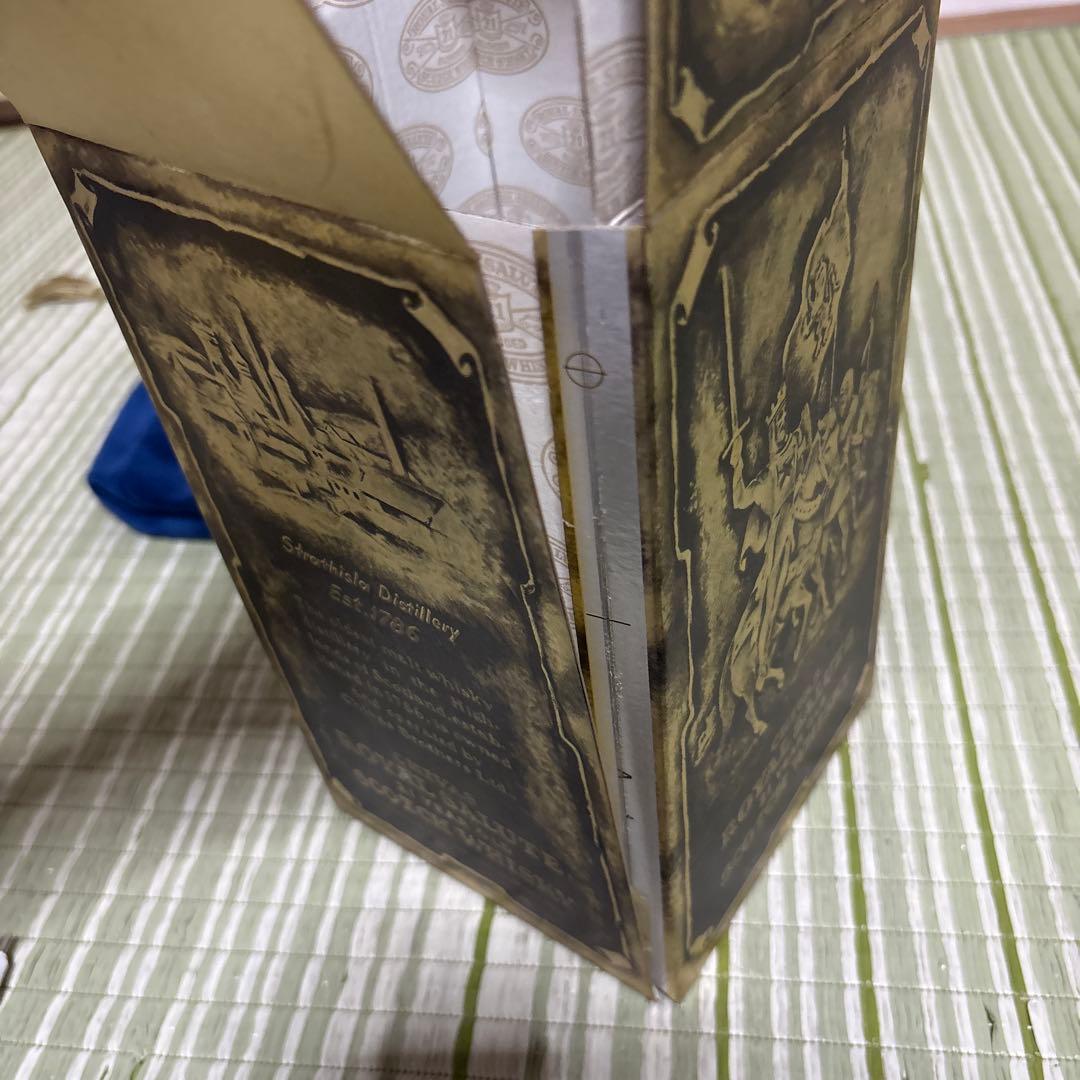 シーバス　ロイヤルサルート21年　陶器ボトル　700ml