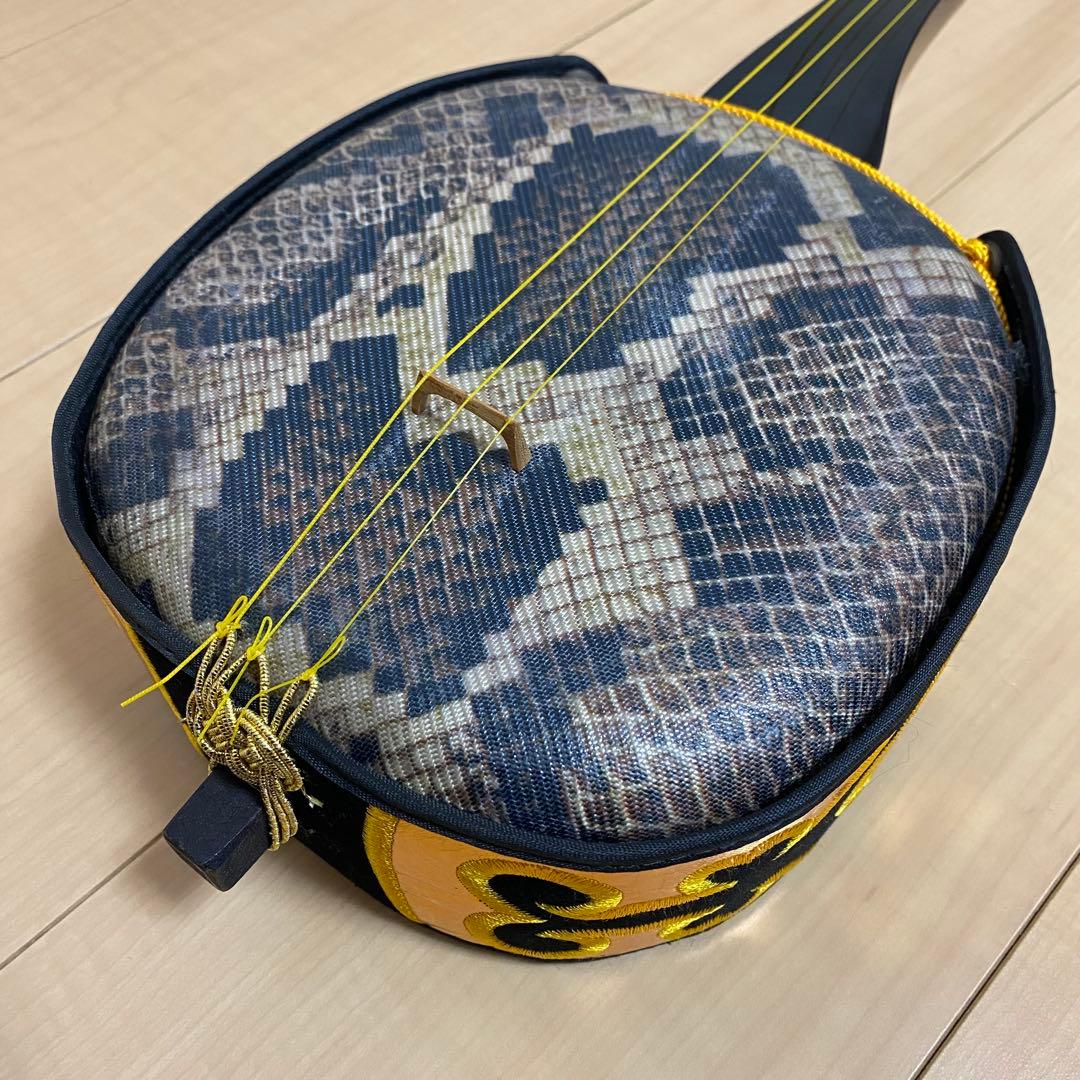 沖縄三線 蛇柄 ハードケース付き