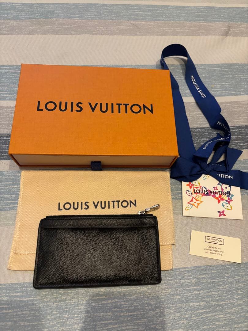 ルイヴィトンLouis Vuitton ダミエ グラフィット フラグメントケース