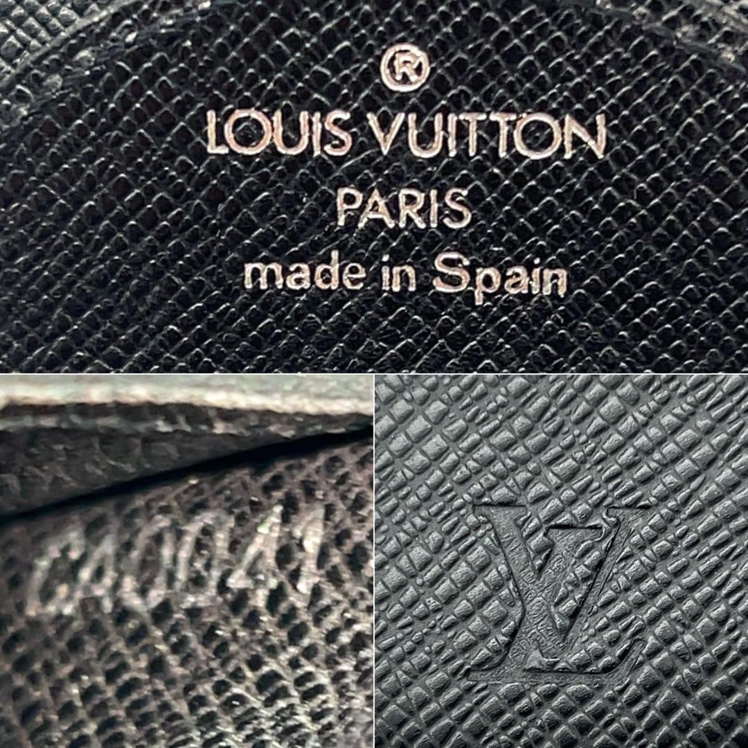 ルイヴィトン 小銭入れ タイガ ポルトモネ キュヴェット 黒 ブラック 馬蹄形