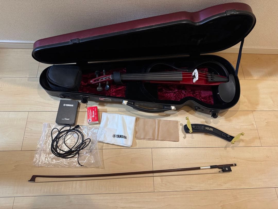 【美品】ヤマハ　YAMAHA サイレントバイオリン　YSV104 RD
