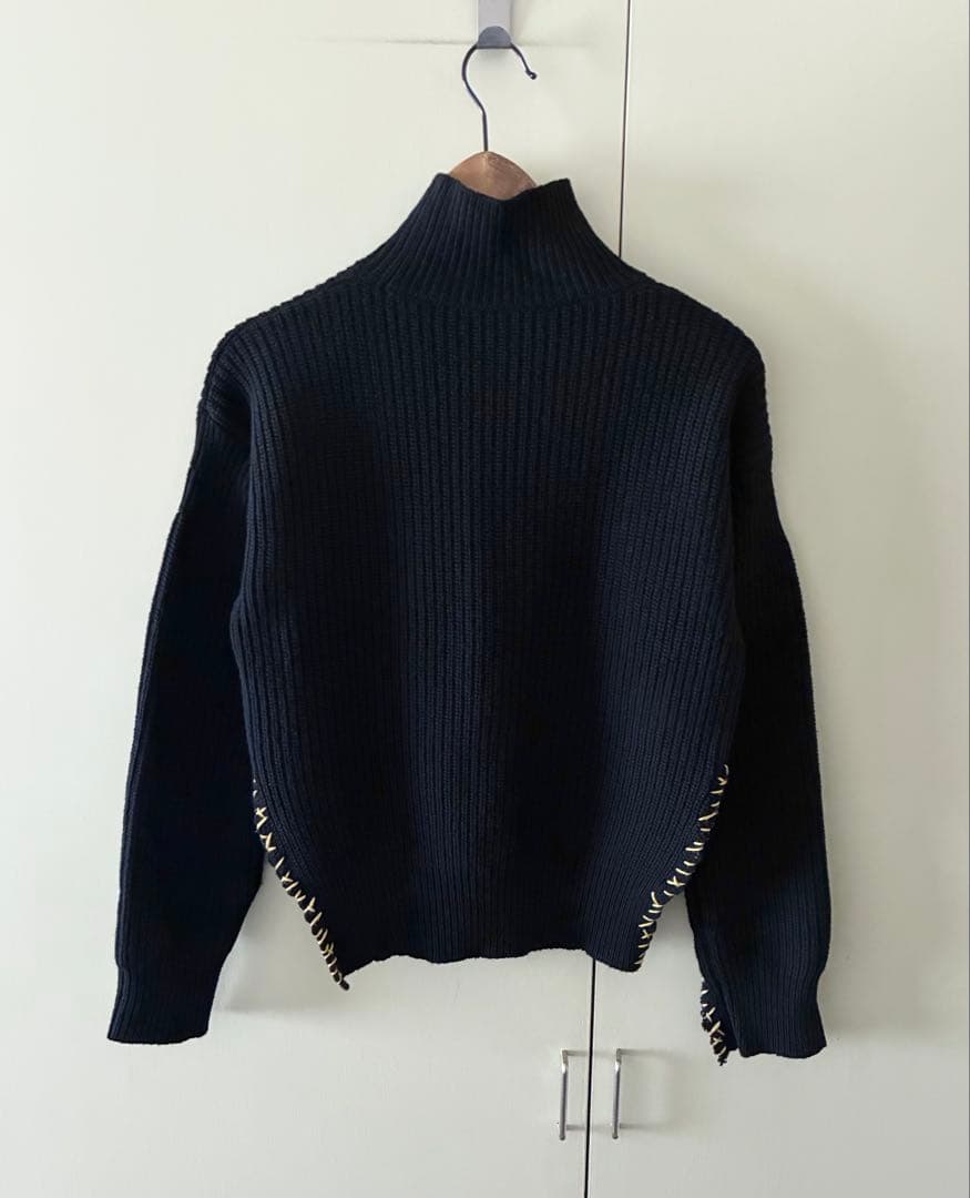 MARNI ブラック ステッチデザインニット